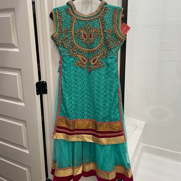 New w/ tags Green Indian Pakistani Salwaar Kameez - Picture 3 of 4